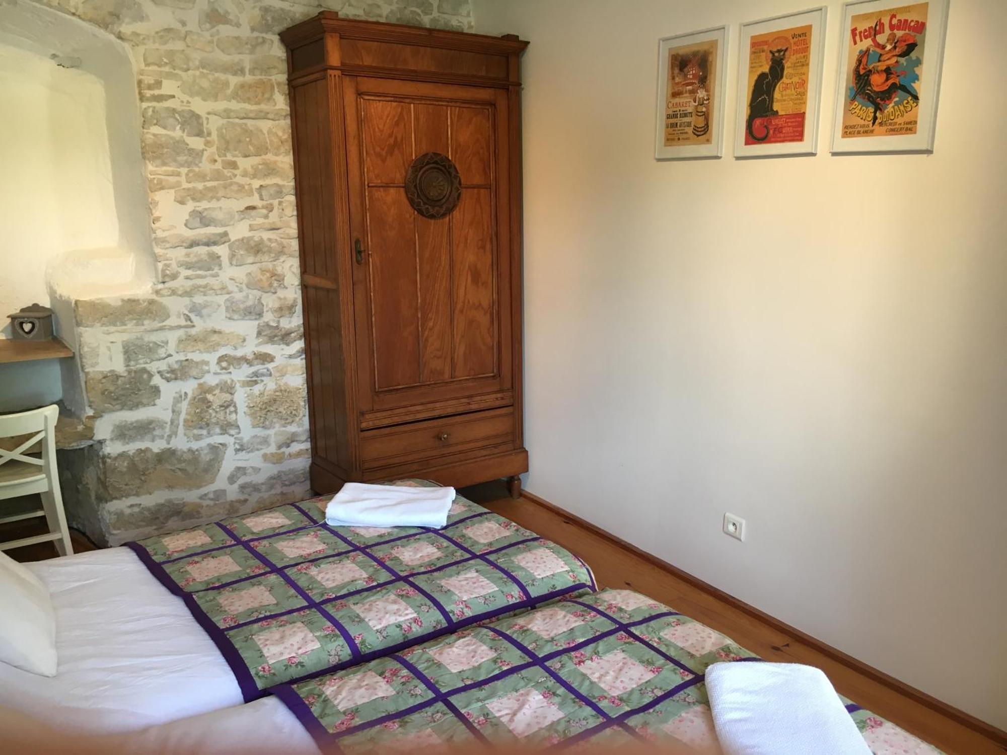 Coutillard Parisot  Luaran gambar